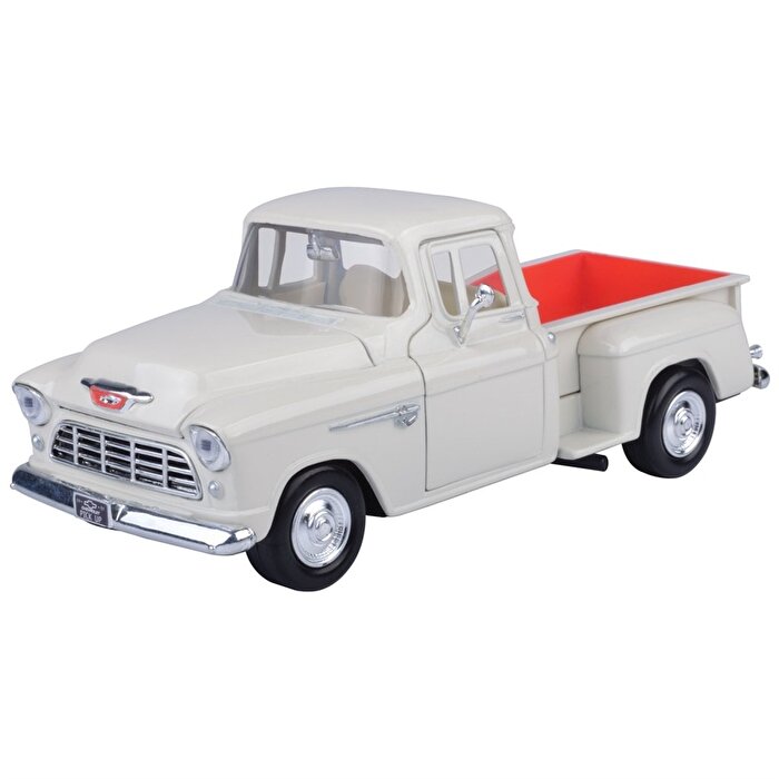 Motormax 1:24 1955 Chevy 5100 Stepside Beyaz