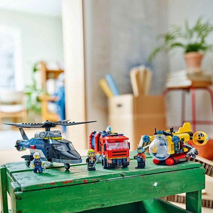 LEGO City Helikopter İtfaiye Kamyonu ve Denizaltı Karışımı 60462