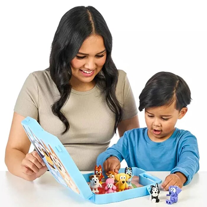 Bluey Deluxe Taşıma Çantası ve 8'li Figür Seti