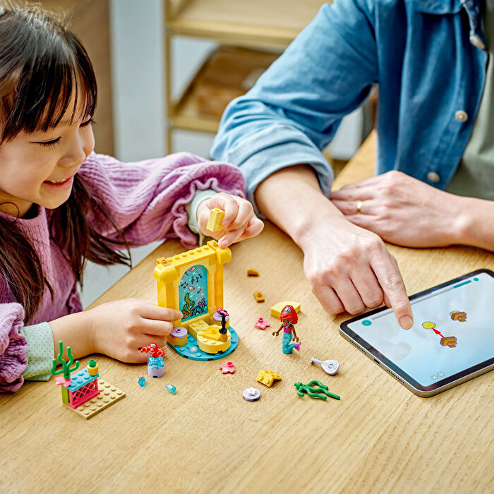 LEGO Disney Princess Ariel'in Müzik Sahnesi 43235