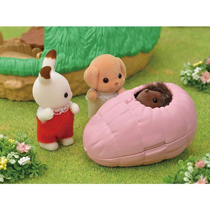 Sylvanian Families Yavru Kirpi Yuvası