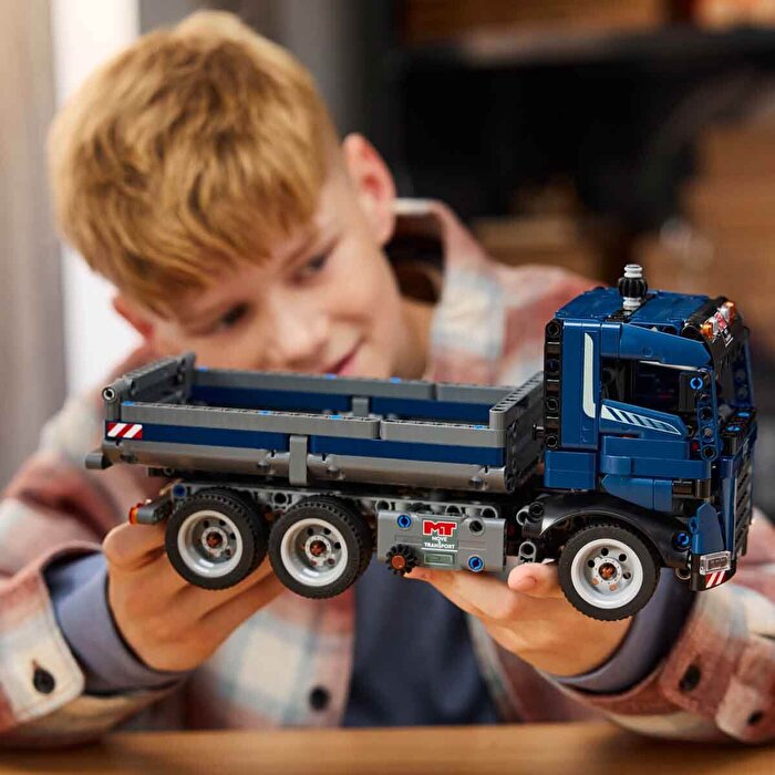 LEGO Technic Damperli Kamyon 42203