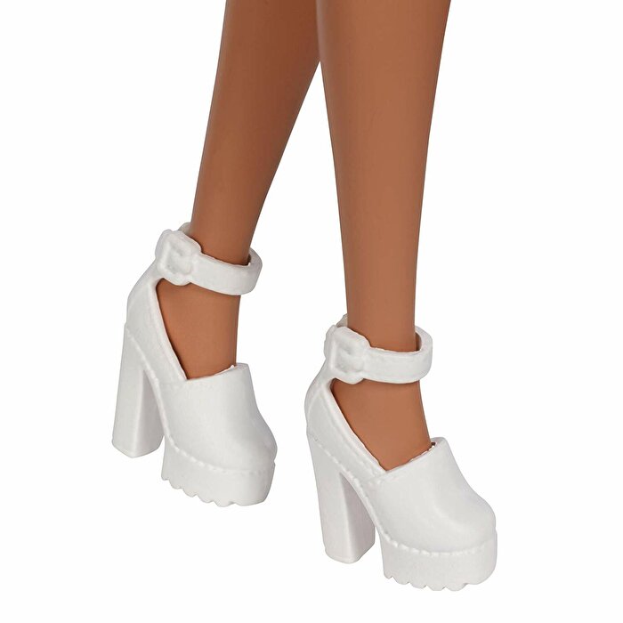 Barbie Büyüleyici Parti Bebekleri FYB31