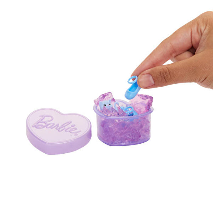 Barbie Parti Paketi Muhteşem Parti serisi Chelsea Bebek JFY04