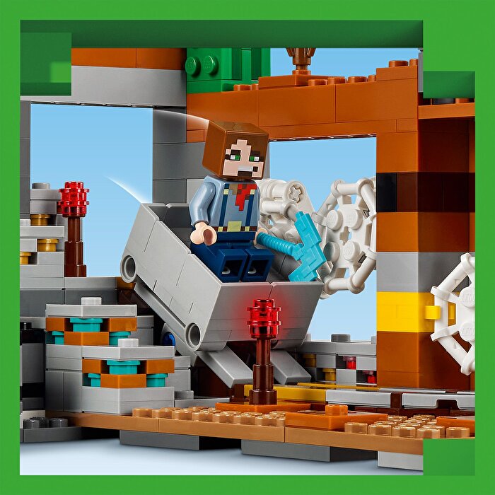LEGO Minecraft Çorak Arazi Maden Kuyusu 21263