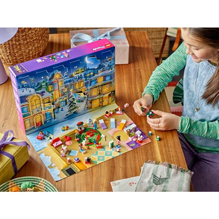 LEGO Friends 2025 Yılbaşı Takvimi 42668