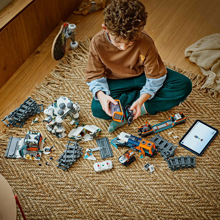 LEGO City Kaşiflerin Kuzey Kutbu Ekspres Treni 60470