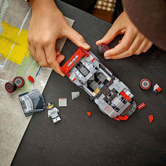 LEGO Speed Champions Audi S1 E-Tron Guattro Yarış Arabası 76921