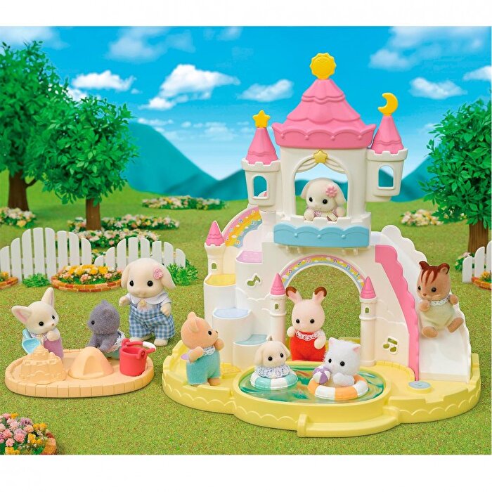 Sylvanian Families Anaokulu Havuzlu Şato