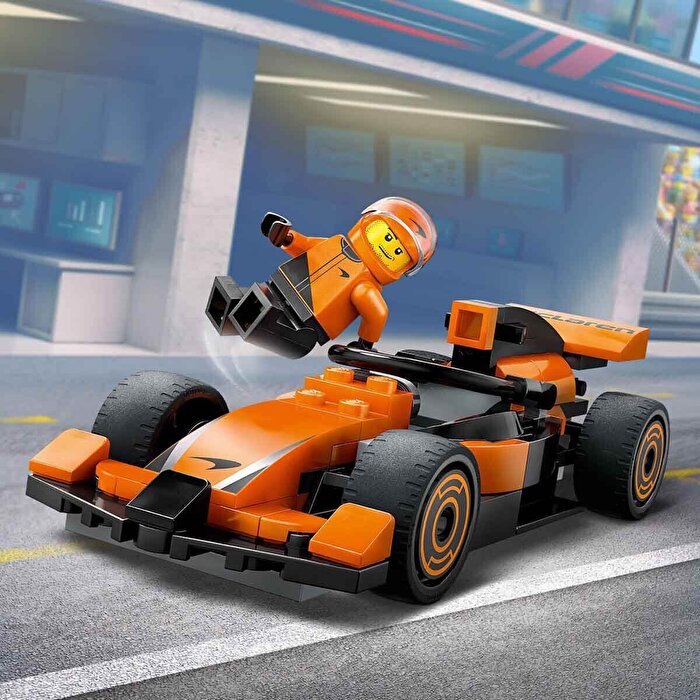 LEGO City McLaren Yarış Arabalı F1 Sürücüsü 60442