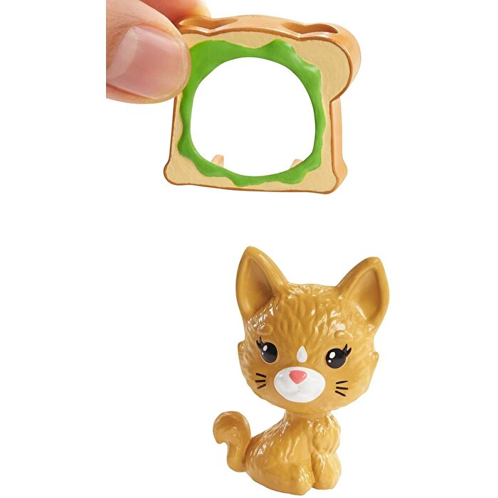 Barbie Kostümlü Chelsea ve Hayvancığı Oyun Setleri Avokado Temalı Kostüm GJW31