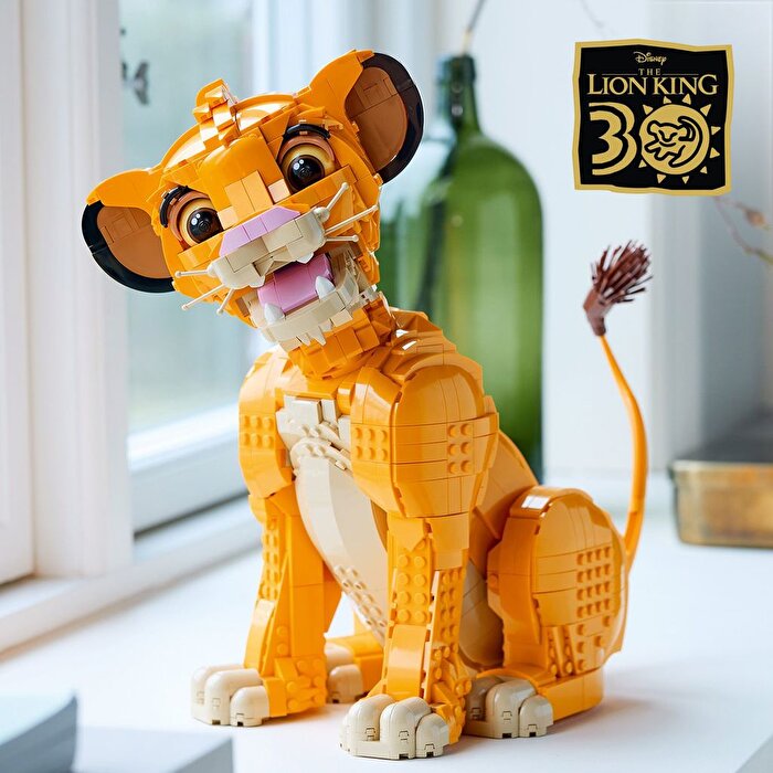 LEGO Disney Genç Aslan Kral Simba 43247