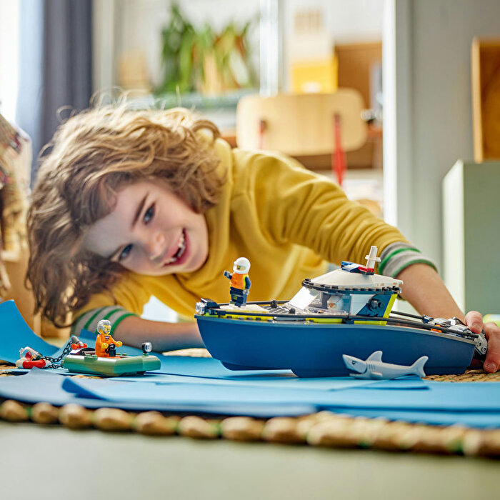 LEGO City Polis Teknesi Takibi 60456