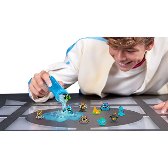 Mr. Beast Lab Swarms Mikro Beast 12’li Figür S1-24712