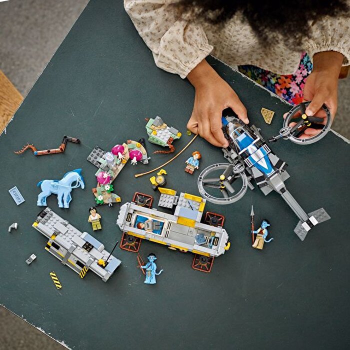 LEGO Avatar  Uçan Dağlar Saha 26 VE RDA Samson 75573