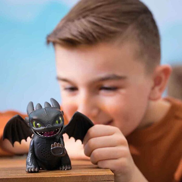 Ejderhanı Nasıl Eğitirsin Sesli İnteraktif Mini Aksiyon Figürü Toothless