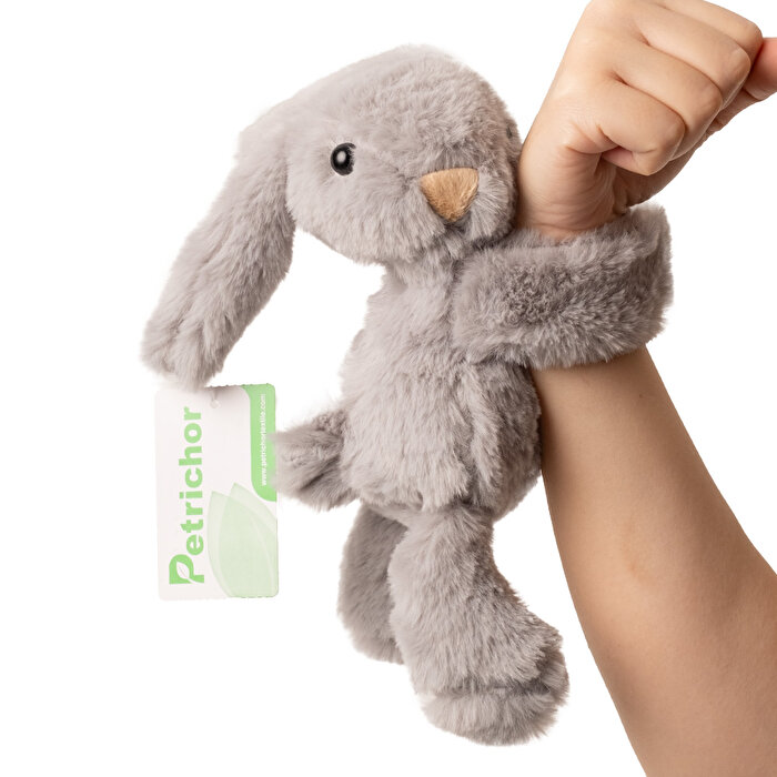 Sarılan ve Kucaklayan Tavşan Gri