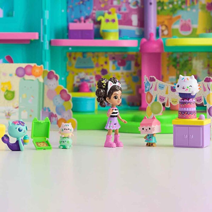 Gabby’s Dollhouse Cakey’in Doğum Günü
