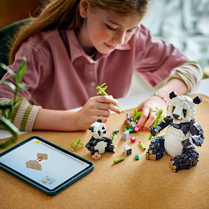 LEGO Creator 3'ü 1 Arada Vahşi Hayvanlar: Panda Ailesi 31165