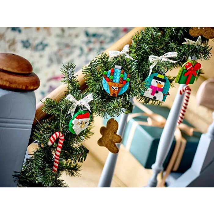 LEGO Iconic Yılbaşı Süsü Koleksiyonu 40744