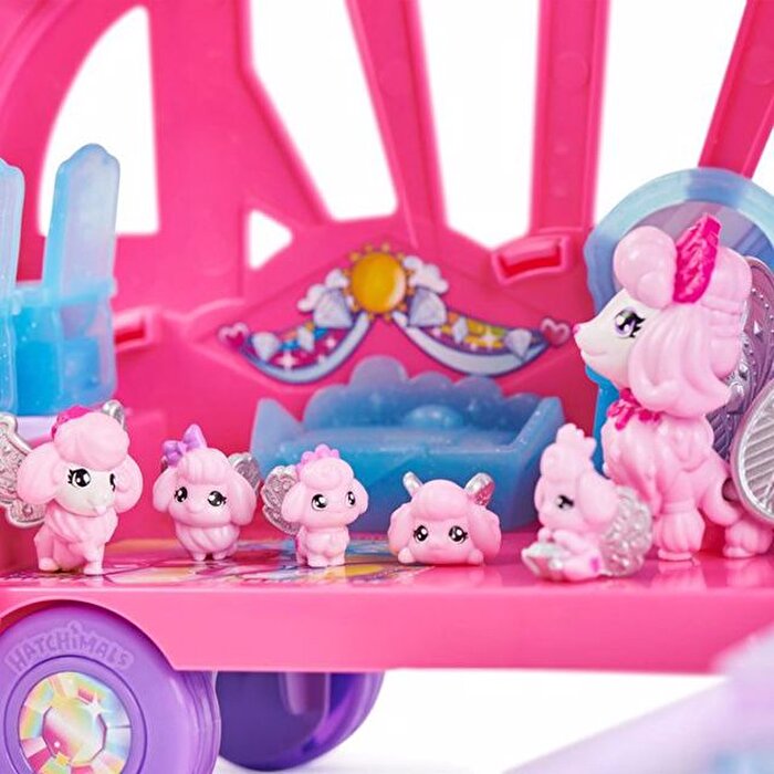 Hatchimals Dönüşen Gökkuşağı Karavanı