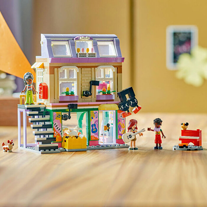 LEGO Friends Müzik Mağazası ve Daire 42653