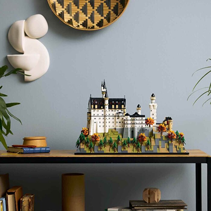 LEGO Architecture Neuschwanstein Şatosu 21063