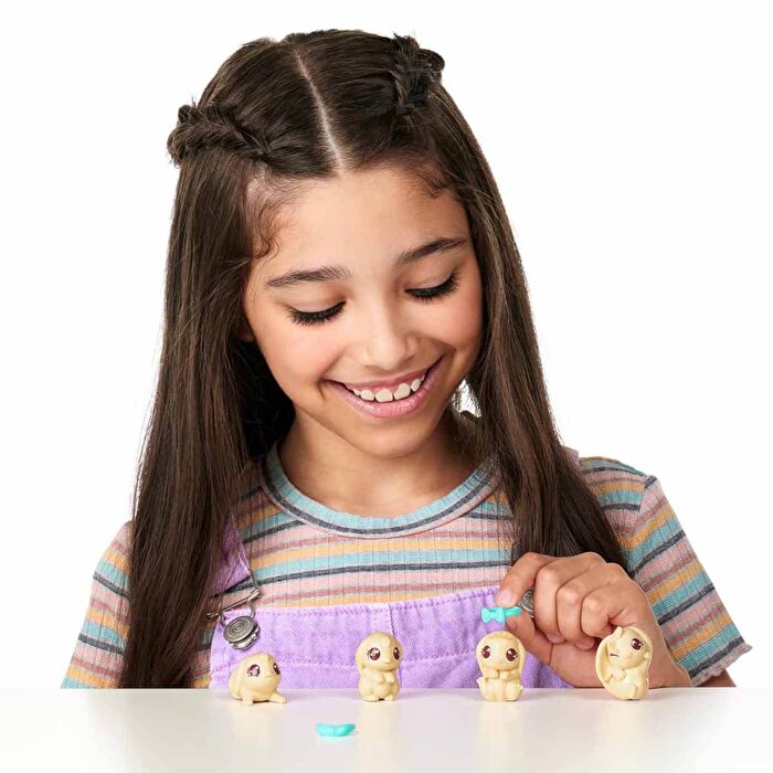 LLP Anne ve Yavruları Mini Tavşan Oyun Seti 26511