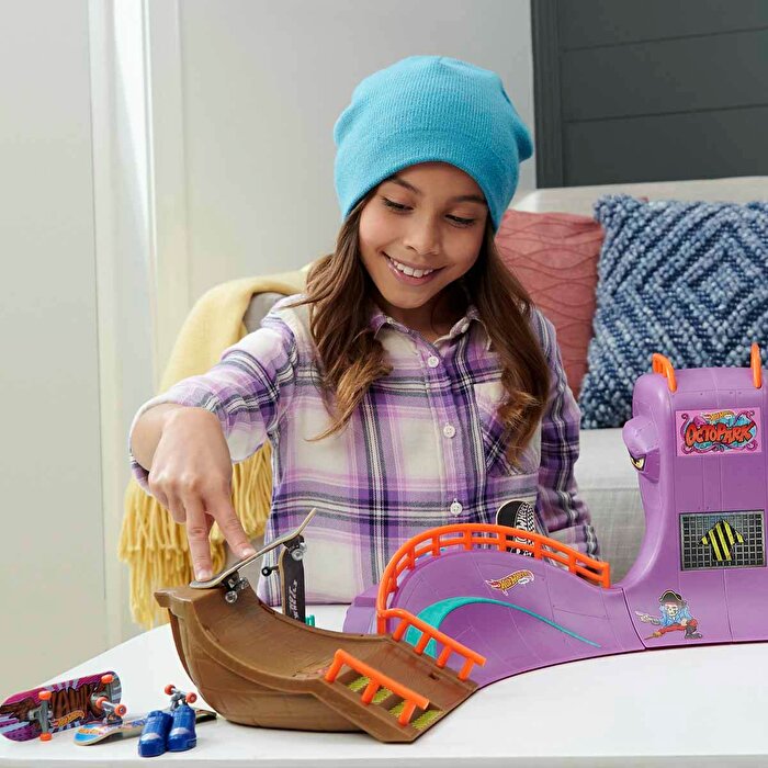 Hot Wheels Skate Ahtapot Kaykay Parkı Oyun Seti HMK01