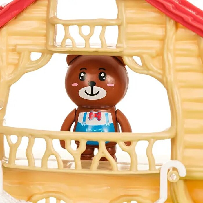 Kırmızı Çatılı Orman Evi ve Figürler