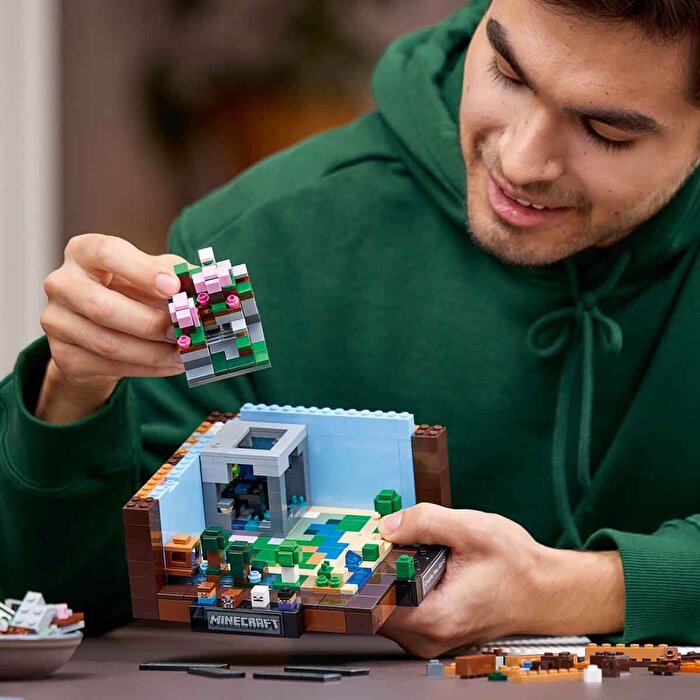 LEGO Minecraft Eşya Yapma Masası 21265