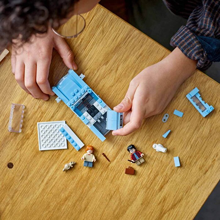 LEGO Harry Potter Uçan Ford Anglia 76424