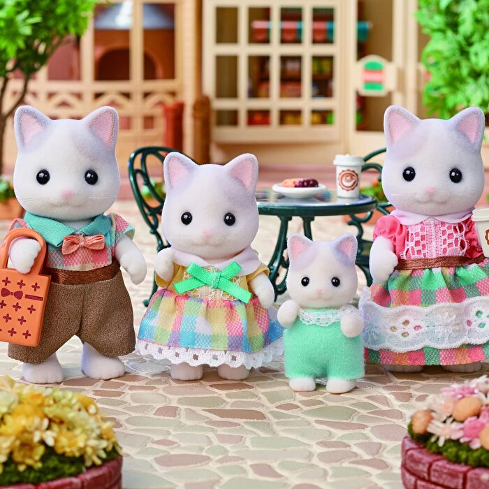 Sylvanian Families Latte Kedi Ailesi