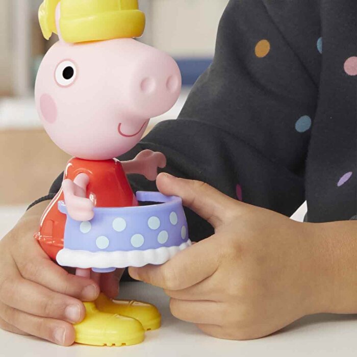 Peppa Pig ve Ailesi Kıyafetli Figür Seti Peppa Pig