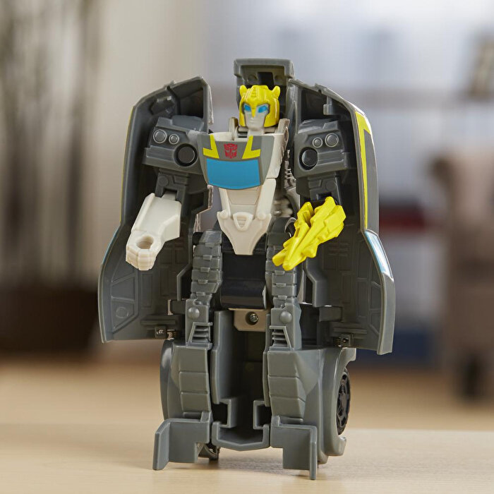 Transformers Cyberverse Tek Adımda Dönüşen Figür Gizli Görev Bumblebee E7074