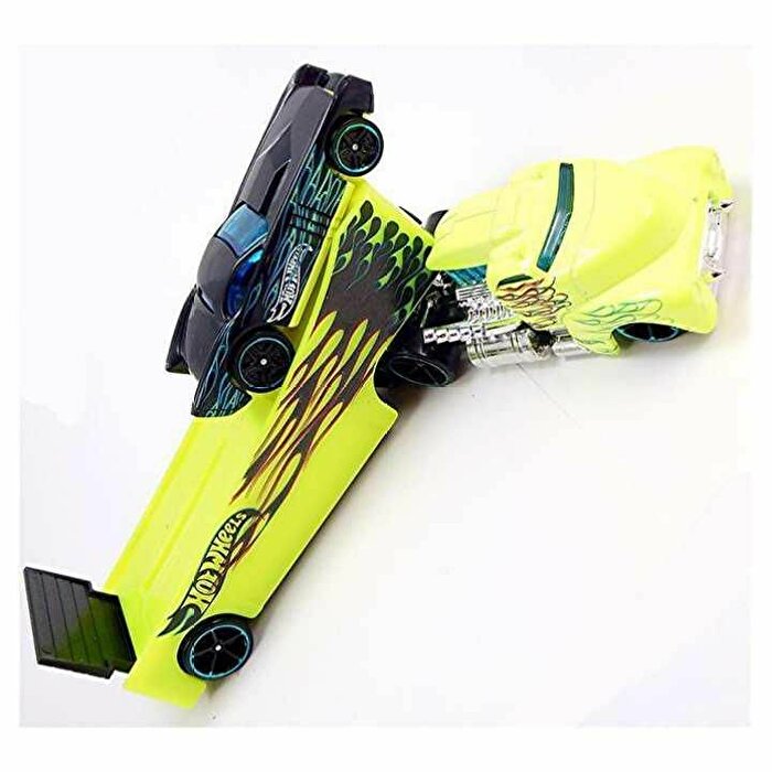 Hot Wheels Taşıyıcı Tırlar Rock N Race BDW62