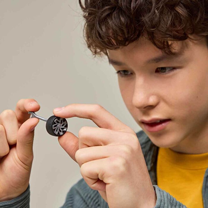 LEGO Speed Champions Bugatti Centodieci Hiper Spor Araba 77240