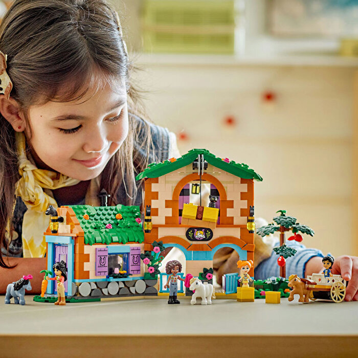 LEGO Friends Midilli Çiftliği ve Ahır 42654