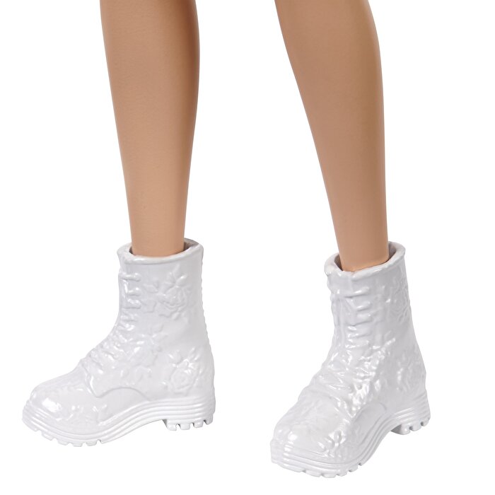 Barbie Büyüleyici Parti Bebekleri Turuncu Elbiseli GRB52