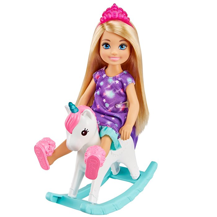 Barbie Dreamtopia Chelsea ve Eğlenceli Dünyası Oyun Seti Pijama Partisi GTF50