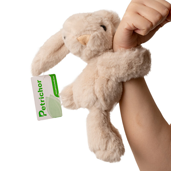 Sarılan ve Kucaklayan Tavşan Bej