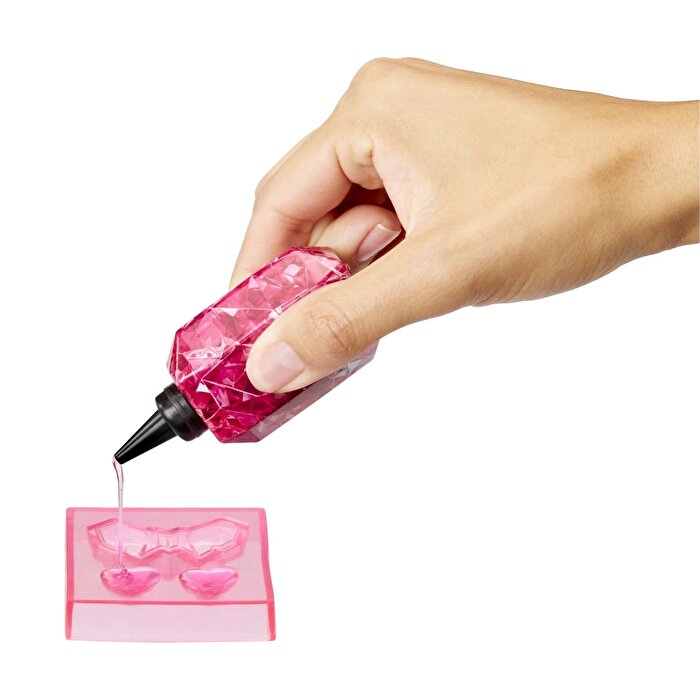 Rainbow High Kristal Serisi Bebekleri Bella Parker