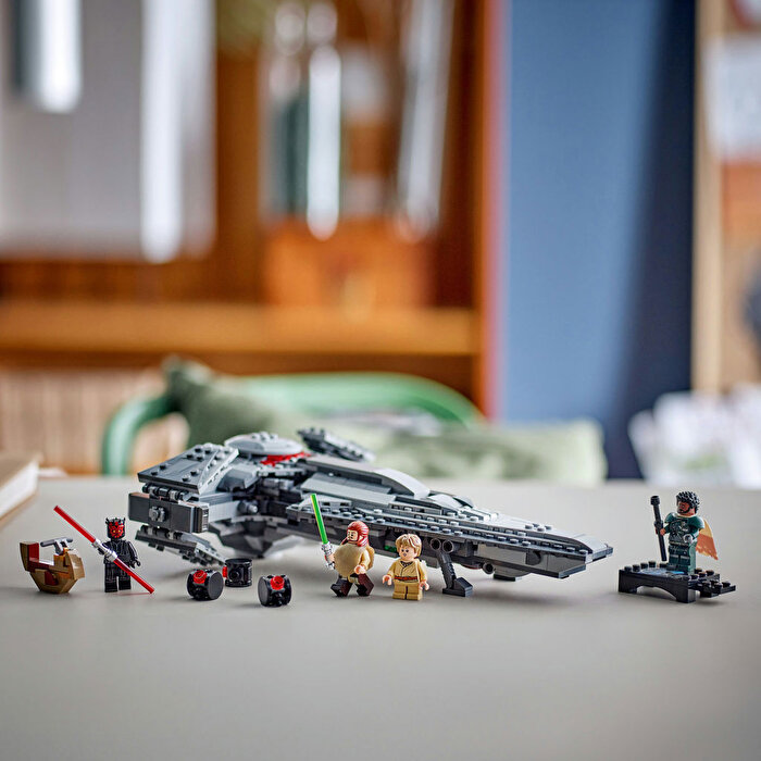 LEGO Star Wars Darth Maul’un Sith Infiltrator’ı 75383