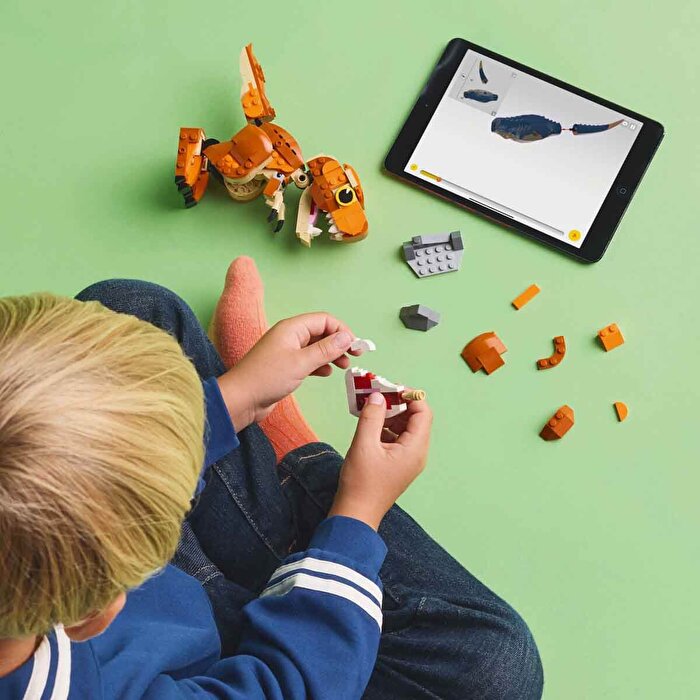 LEGO Jurassic World Küçük Eatie: T. Rex 76967