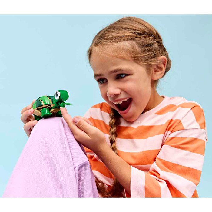 LEGO Creator Kaplumbağa ile Nilüfer Çiçeği 31377